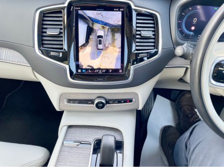 2023 Volvo XC90 - thumbnail 11