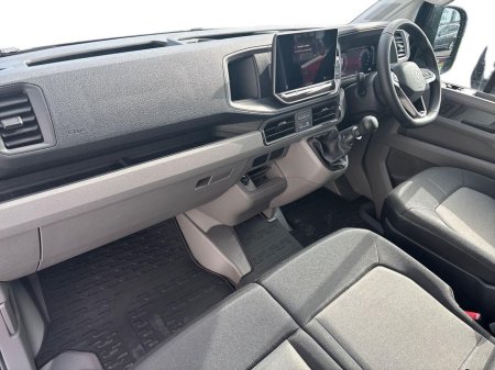 2026 Volkswagen Crafter - photo 2