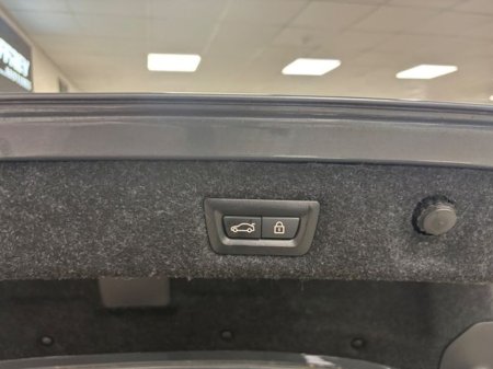 2018 BMW 5 Series - thumbnail 18