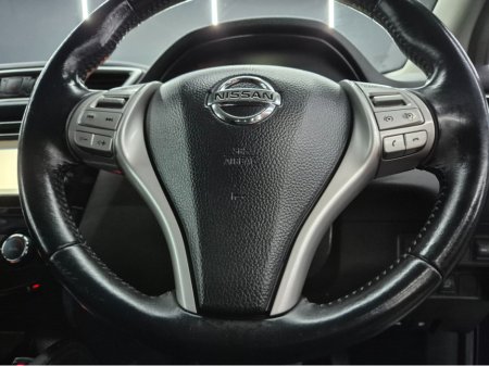 2017 Nissan Qashqai - thumbnail 14