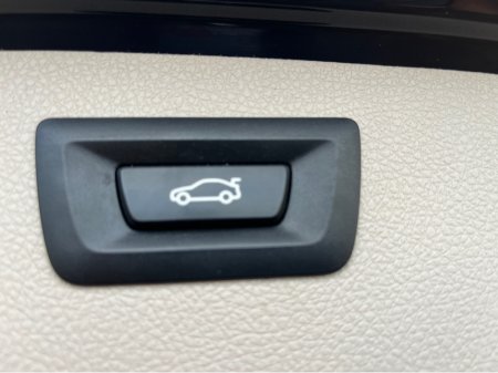 2014 BMW 3 Series - thumbnail 19