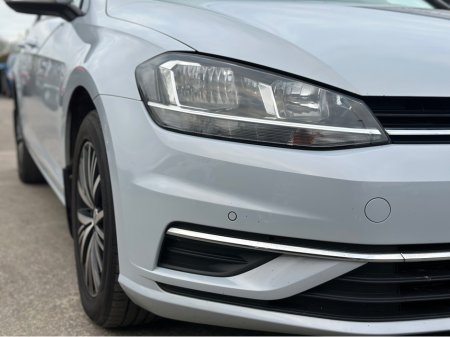 2018 Volkswagen Golf 1.6 TDI SE NAV BLUEMOTION 115PS 5DR €16,950 thumbnail