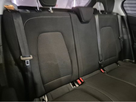 2019 Ford Focus - thumbnail 7