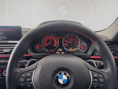 2015 BMW 3 Series - thumbnail 13