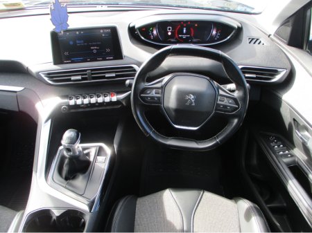 2018 Peugeot 5008 - thumbnail 14