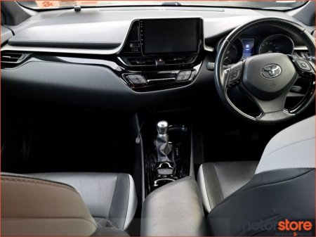 2019 Toyota C-HR - thumbnail 4