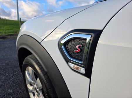 2018 MINI Countryman S CM YS92 4DR COOPER From €63 P/W €13,950