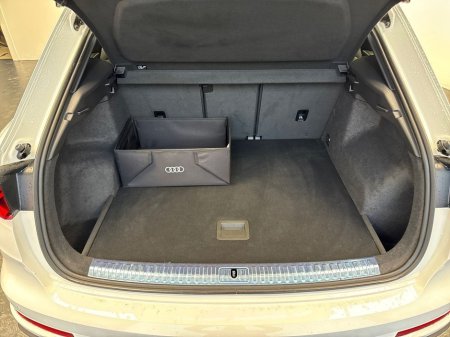 2023 Audi Q3 - thumbnail 9