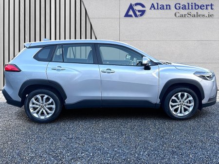 2023 Toyota Corolla Cross 1.8 Petrol HYBRID LUNA €138 PW €28,995