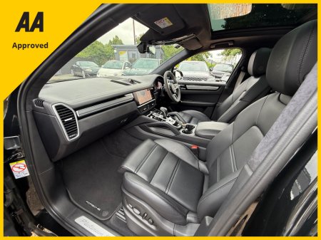 2023 Porsche Cayenne - thumbnail 18