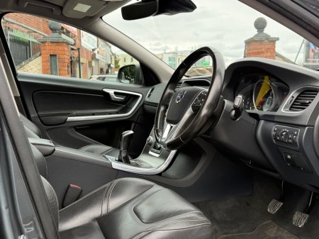 2015 Volvo S60 - thumbnail 15