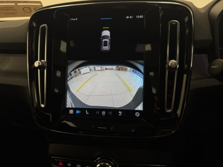 2022 Volvo XC40 BEV 231hp Ultimate €29,950 thumbnail