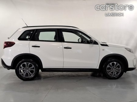 2023 Suzuki Vitara - thumbnail 2