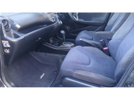 2012 Honda Jazz **AUTOMATIC** 1.3 VTEC EXECUTIVE 5dr - ONLY 29K KLMS €8,950