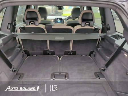 2025 Volvo XC90 - thumbnail 13