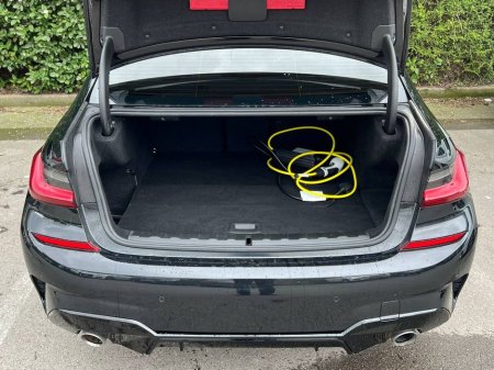 2021 BMW 3 Series - thumbnail 14