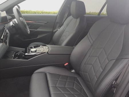 2026 BMW 5 Series - thumbnail 7