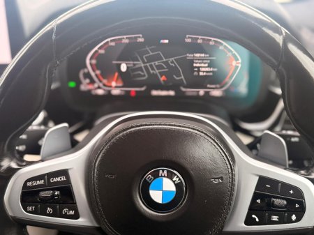 2022 BMW 5 Series - thumbnail 28