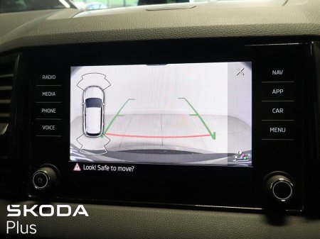 2023 Skoda Karoq 2.0TDI 115HP Sportline €35,950 thumbnail