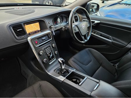 2018 Volvo V60 D3 LUXURY 150PS 5 5DR BUSINESS EDITION €12,450 thumbnail