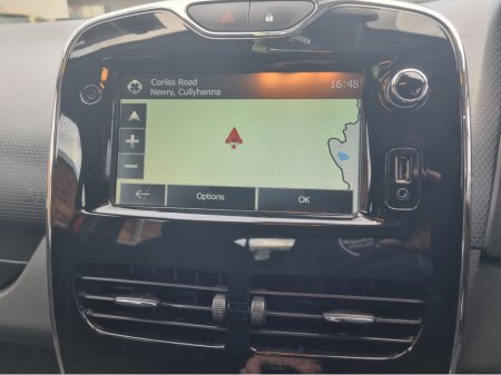 2014 Renault Clio - thumbnail 16