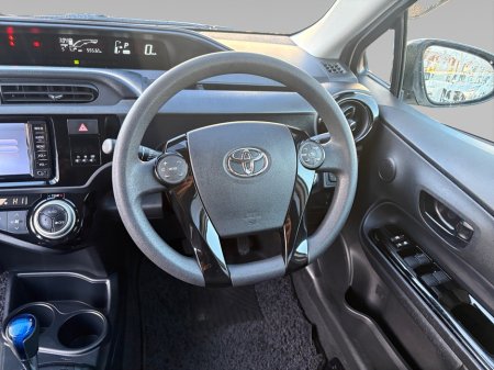 2017 Toyota Aqua 1.5 Hybrid Self Charging €12,999 thumbnail