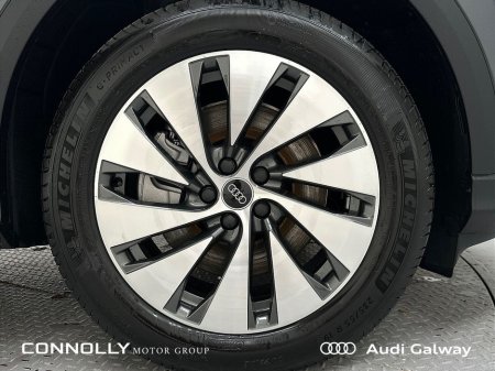 2026 Audi Q5 €652 p/m - SE E-HYBRID QUATTRO 299BHP A/T €73,450 thumbnail