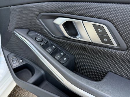 2022 BMW 3 Series SPORT PRO AUTO €26,950 thumbnail