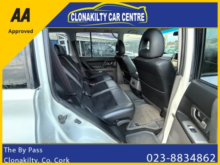 2006 Mitsubishi Pajero - thumbnail 12