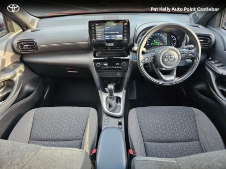 2023 Toyota Yaris Cross YARIS CROSS LUNA SPORT €30,950 thumbnail