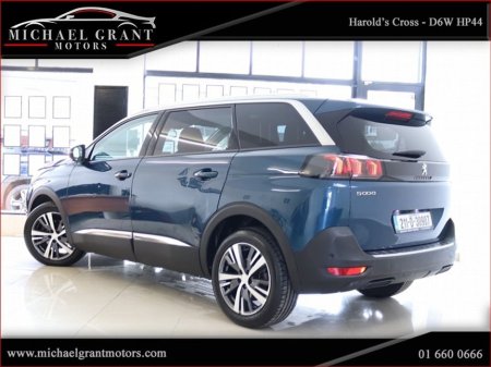 2021 Peugeot 5008 - thumbnail 5