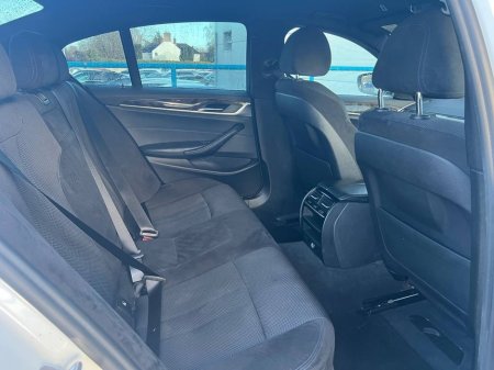 2017 BMW 5 Series 523d M-SPORT COMPETITION 2.0 AUTO // SERVICE HISTORY // FOUR-WHEEL-STEERING // 360 PARKING AID €24,950 thumbnail