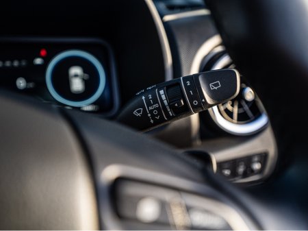 2023 Hyundai Kona 2023 Kona 1.6 Hybrid/FSH/High spec/1yr warranty €25,888 thumbnail