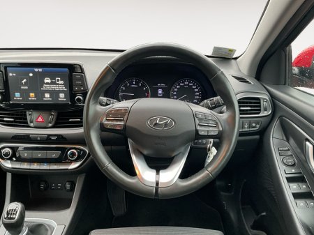 2019 Hyundai i30 I 30 DELUXE 1.0 TURBO 5DR €16,900 thumbnail