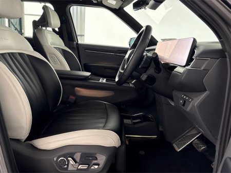 2023 Kia EV9 GT LINE 7 SEATER AWD**PANORAMIC ROOF**HEATED & COOLED LEATHER ELECTRIC SEATS**DRIVER MASSAGE SEAT**DIGITAL DASH**APPLE CAR PLAY MEDIA**REVERSE CAMERA**PARKING SENSORS**360 DEGREE CAMERAS**DRIVE MODES* €63,495 thumbnail