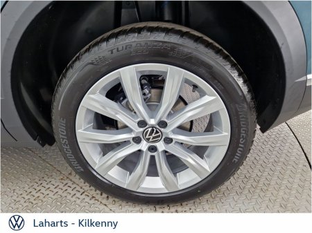 2025 Volkswagen T-Roc STYLE 75 PLUS 2.0TDI 116HP €40,950 thumbnail