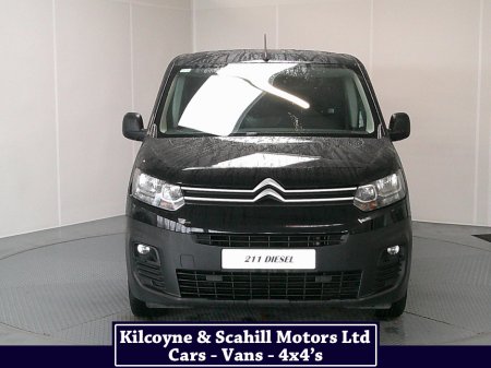 2021 Citroen Berlingo - view 2