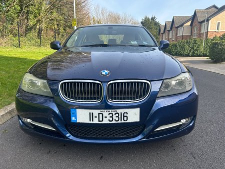 2011 BMW 3 Series - thumbnail 9