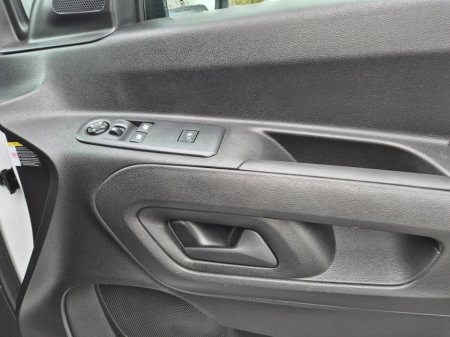 2023 Fiat Doblo - thumbnail 10