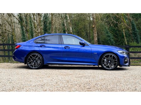 2021 BMW 3 Series - thumbnail 2