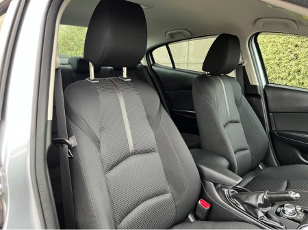 2018 Mazda Mazda3 AXELA/MAZDA 3 S 1.5 PETROL MANUAL //LOW MILES//BOSE SOUND//KEYLESS ENTRY//REVERSE CAMERA// €14,950 thumbnail