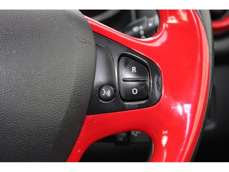 2017 Renault Clio - thumbnail 20