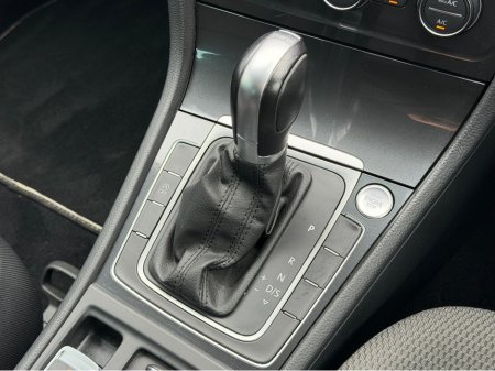 2017 Volkswagen Golf (172) 1.2 TSI COMFORTLINE AUTO €19,950 thumbnail