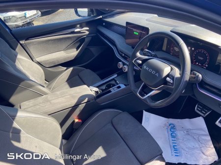 2025 Skoda Superb - thumbnail 8