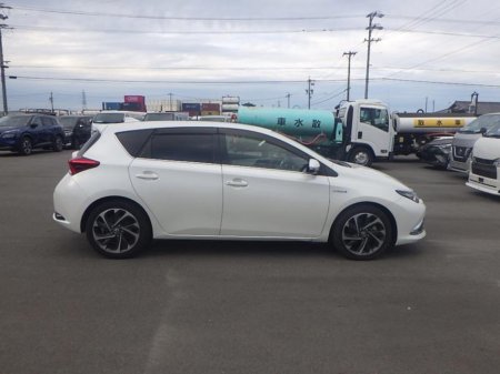 2016 Toyota Auris 162 G-Package Leather €14,500 thumbnail