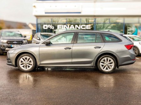 2022 Skoda Octavia 2022 Skoda OCTAVIA AMB 2.0TDI 115HP €25,950 thumbnail