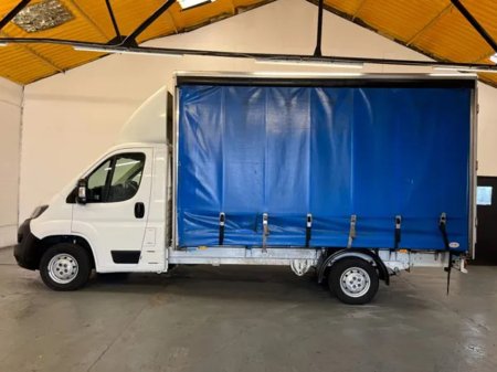 2019 Citroen Relay 2019 Peugeot Boxer Curtain