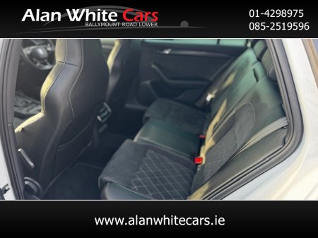 2023 Skoda Superb - thumbnail 19