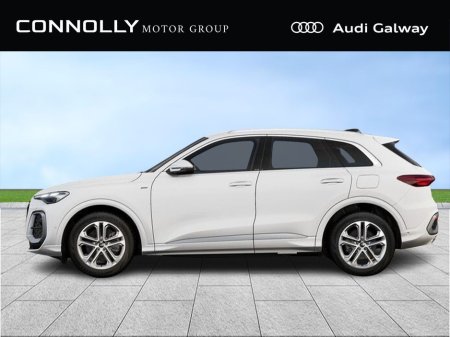 2026 Audi Q5 Q5 S-LINE E-HYBRID A/T €78,995 thumbnail