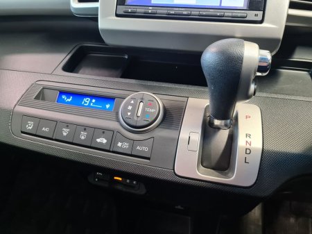 2016 Honda Freed - thumbnail 16